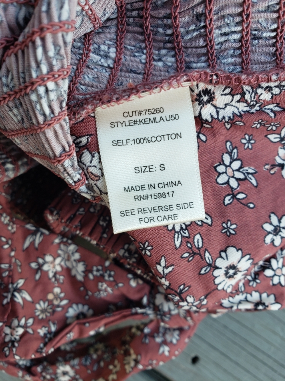 Altar'd State Cropped Floral Puff Sleeve Smocked Blouse - Small - Picture 5 of 6